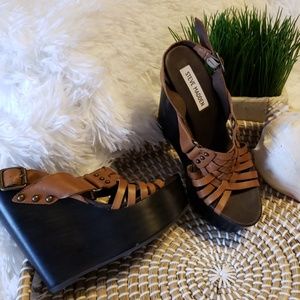 Steve Madden sandle wedges